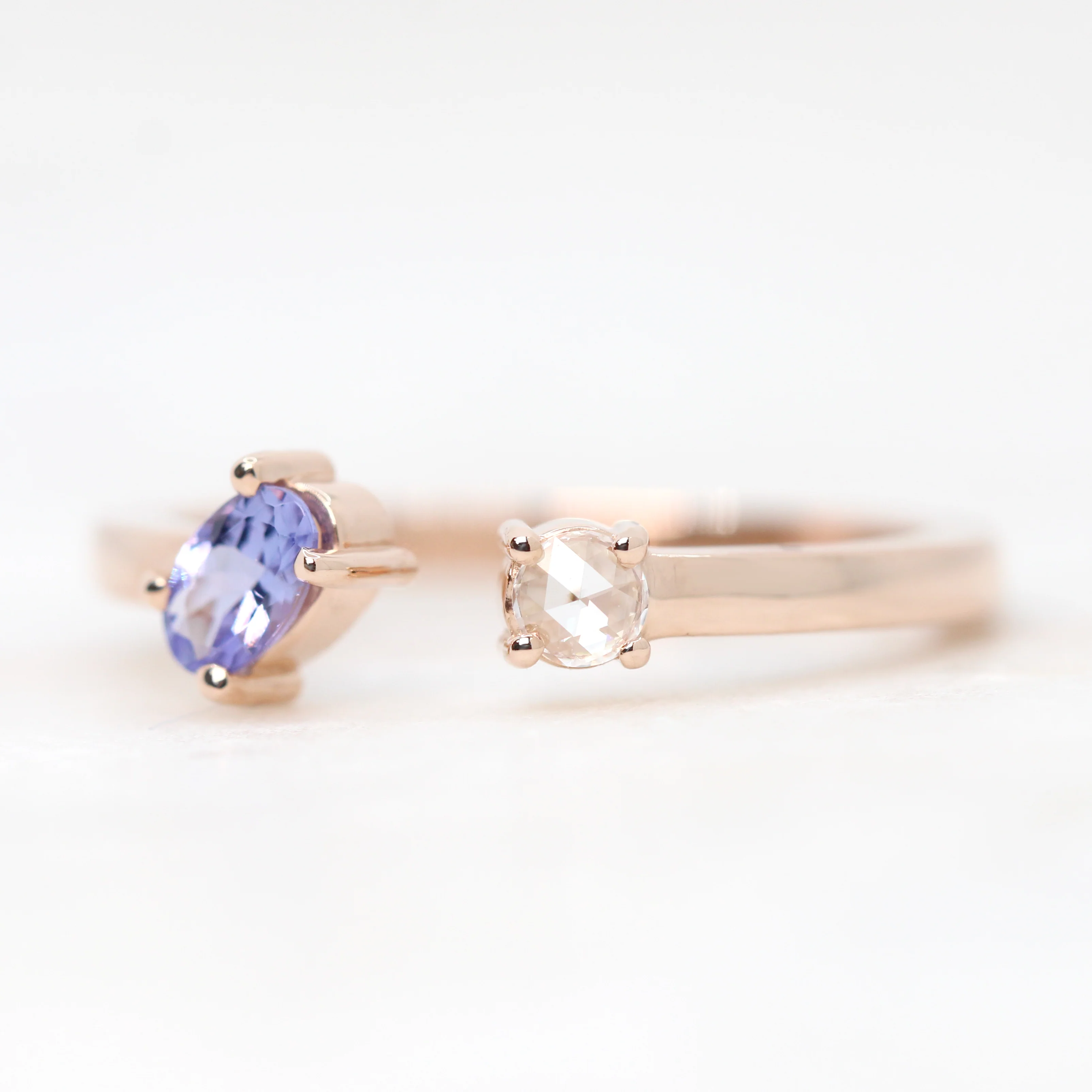Karl Ring with an Oval Tanzanite & Clear Round Diamond - Made to Order - Image 4