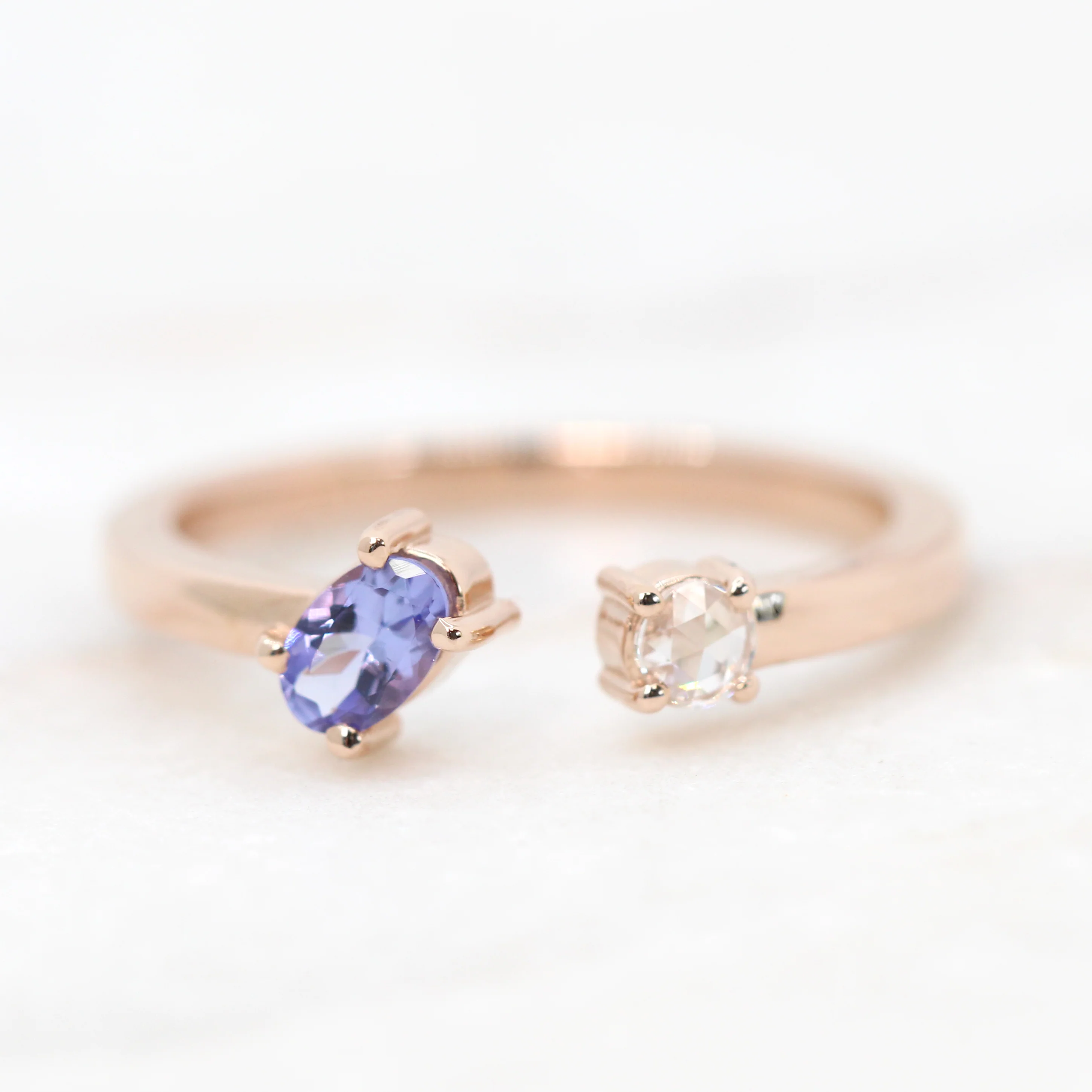 Karl Ring with an Oval Tanzanite & Clear Round Diamond - Made to Order - Image 7