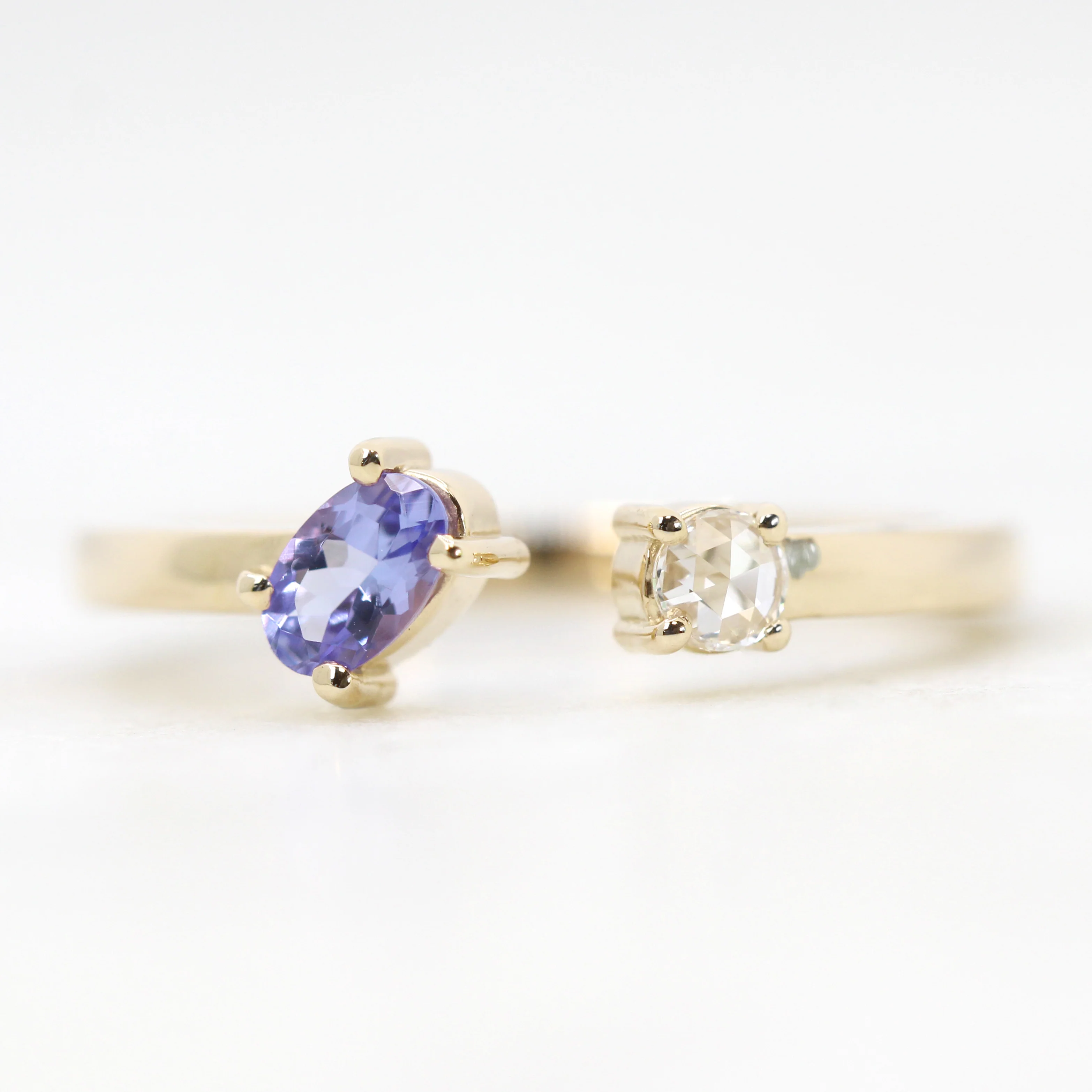 Karl Ring with an Oval Tanzanite & Clear Round Diamond - Made to Order - Image 9