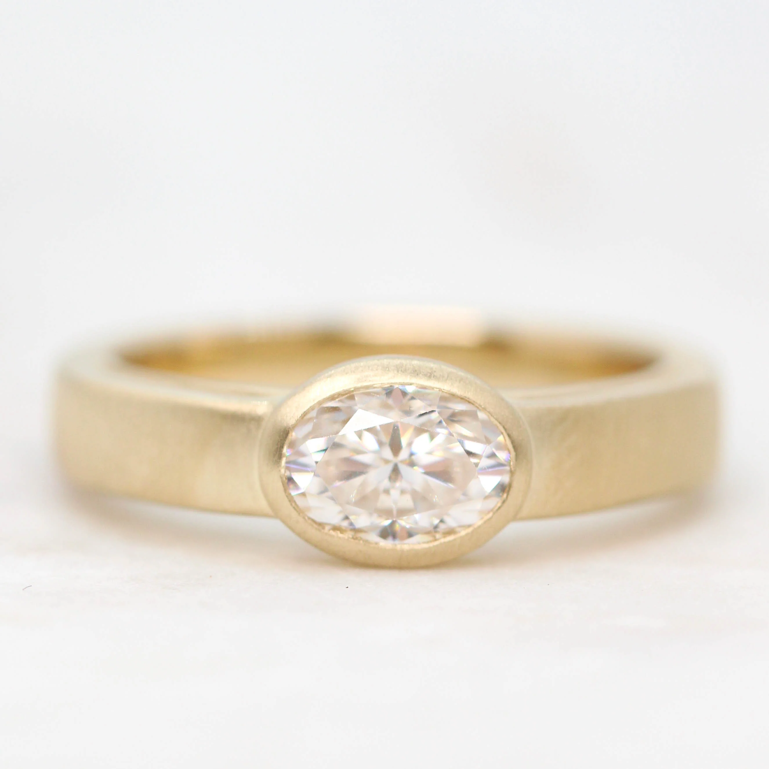 Mabel Ring with an Oval Moissanite - Made to Order, Choose Your Gold Tone - Image 4