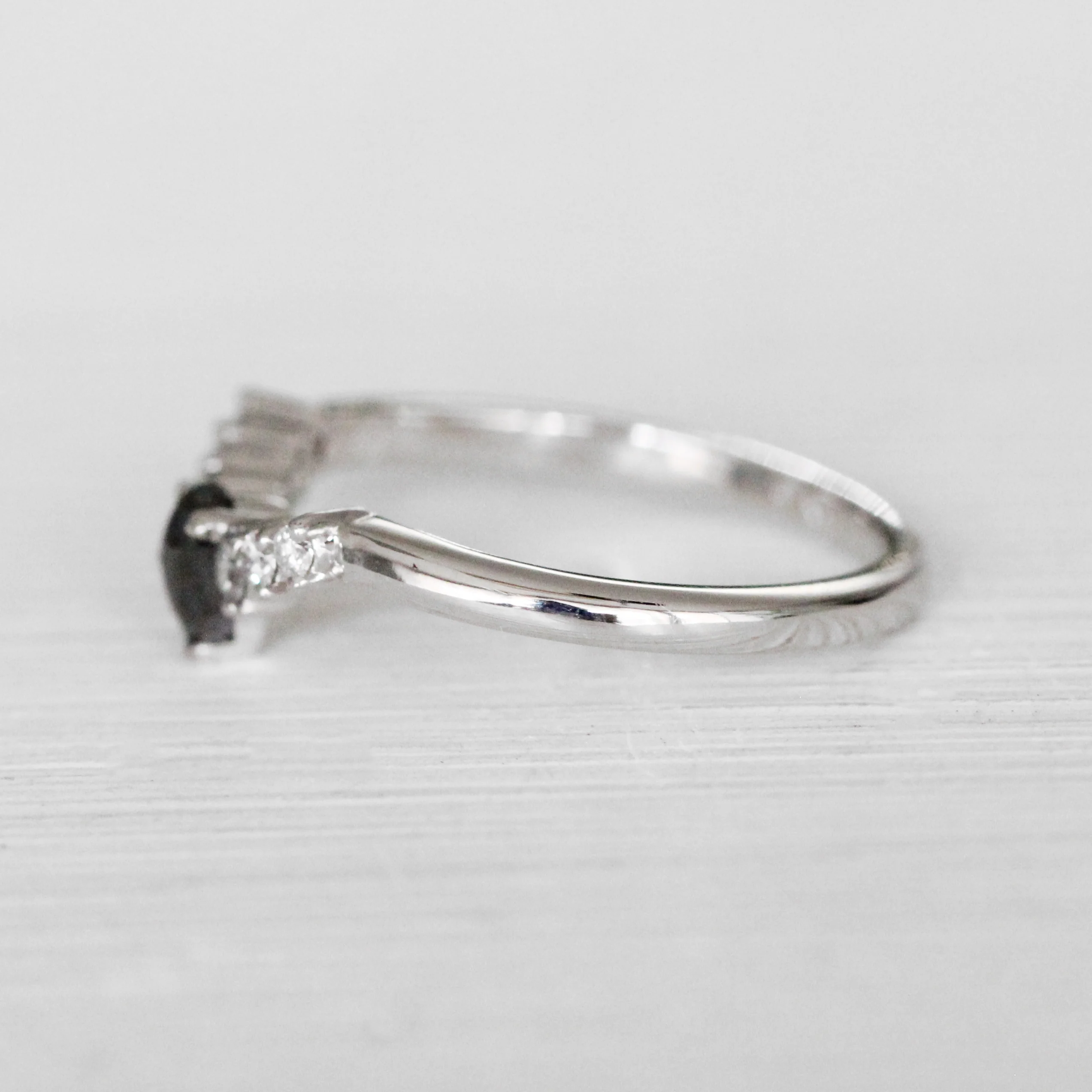 Moira Band - Image 6