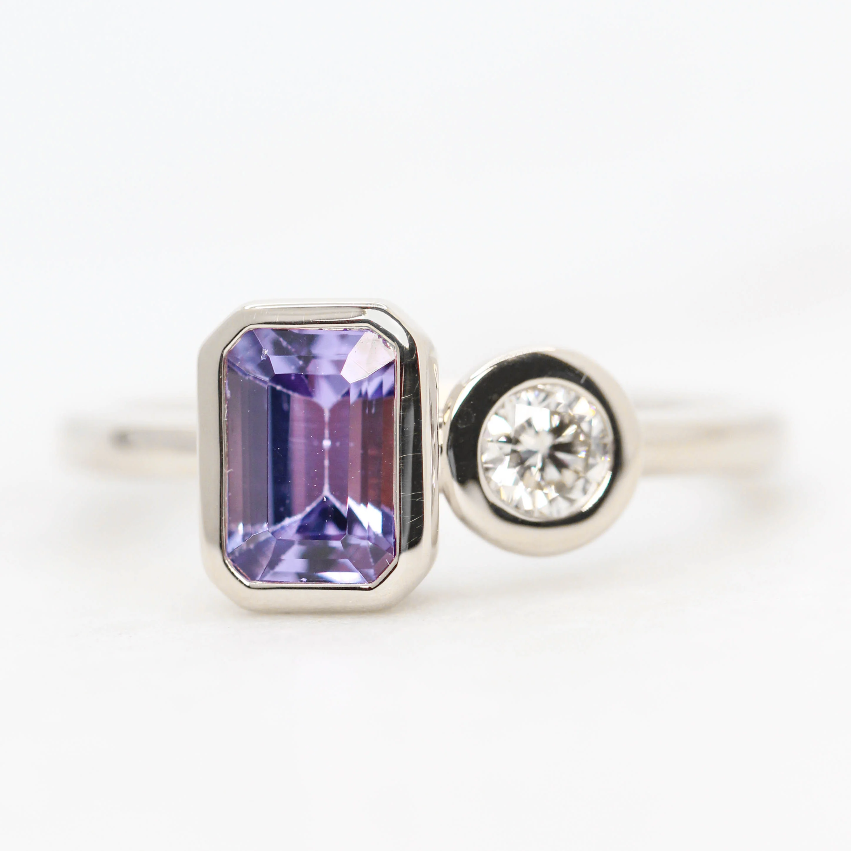 Toi et Moi Ring with an Emerald Cut Tanzanite & White Round Diamond - Made to Order - Image 11